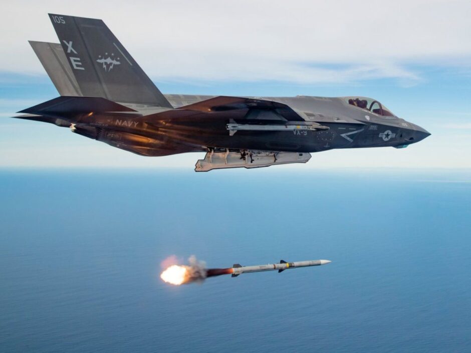 F-35 serão enviados à Groenlândia! Dinamarca reforça defesa no Ártico com caças furtivos americanos em meio à crescente tensão geopolítica
