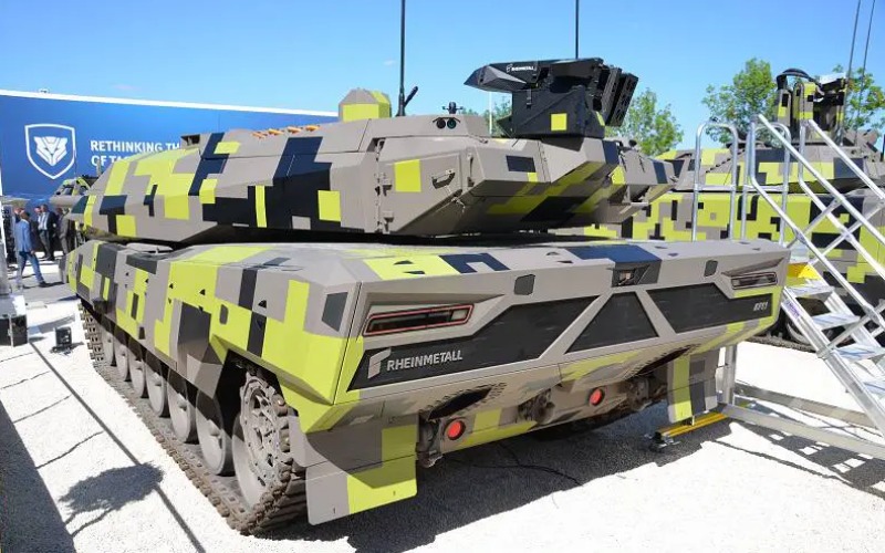 Exército da Itália abala o mundo com aquisição de revolucionários tanques KF51 Panther e aposta na modernização tornando-se o primeiro país a operar efetivamente MBTs de quarta geração