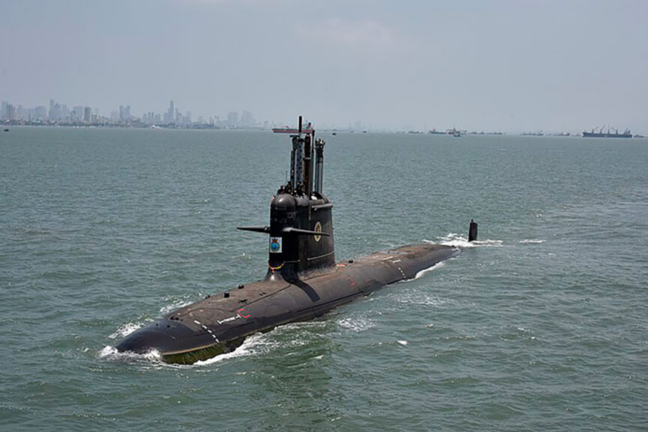 Marinha Indiana eleva seu poder: O INS Vaghsheer, último submarino da classe Scorpène, é entregue, reforçando a capacidade de defesa marítima da Índia e consolidando a posição do estaleiro MDL