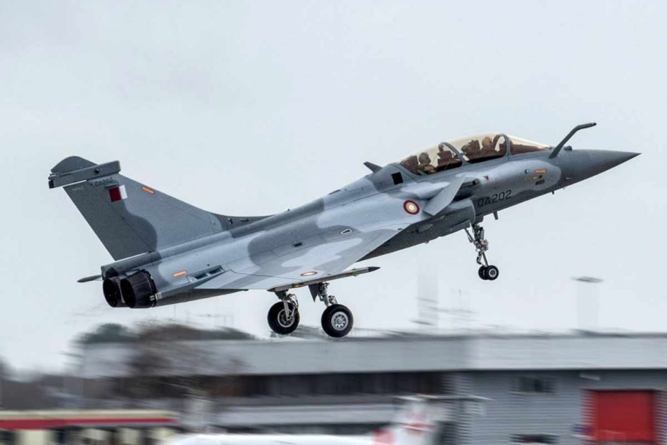 Rafale é destaque global: Dassault Aviation registra desempenho recorde no Programa Rafale em 2024, com 21 entregas e 30 novos pedidos, o caça domina o mercado da Força Aérea militar