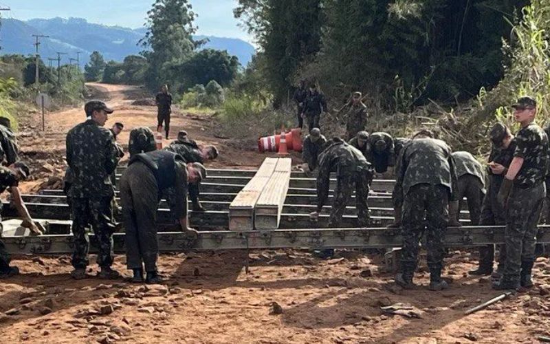 Exército vai contratar 91 profissionais para o Departamento de Engenharia e Construção em processo seletivo simplificado: Maioria das vagas é para arquiteto, engenheiro, analista de sistemas e nível médio