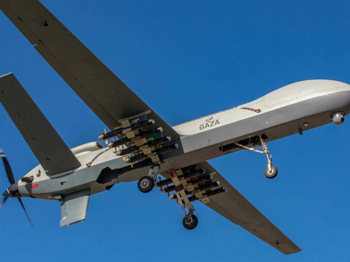 Drone Iraniano revela capacidade inédita: transporte de oito mísseis de precisão e autonomia surpreendente promete rivalizar com tecnologia militar dos EUA