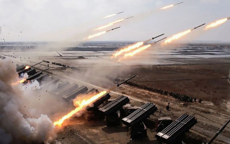 Rússia recebe 148 mísseis balísticos KN-23 e reforço de tropas da Coreia do Norte