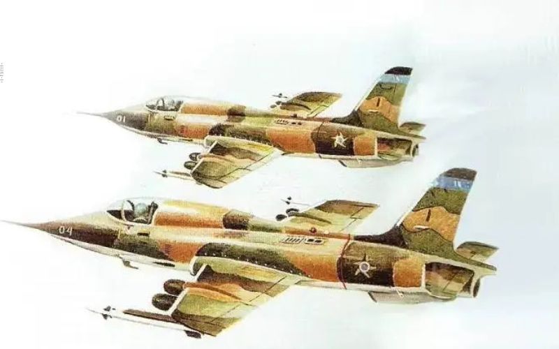 EMB-330 vs. Super Tucano: O que o Brasil perdeu ao arquivar o projeto? Projetado em 1974, o jato de ataque leve prometia ser superior ao A-29 Super Tucano