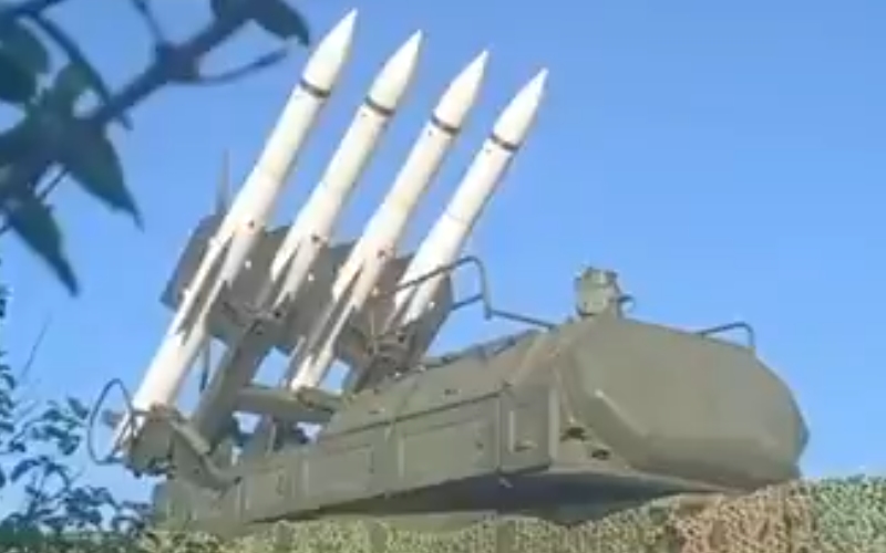 Comandante das Forças Armadas da Venezuela ameaça países vizinhos com vídeo de 4 mísseis em posição de ataque. Brasil continua reforçando a fronteira: “Bastante preparada para qualquer evento”