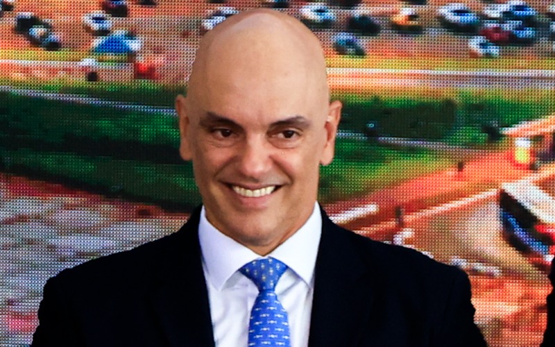 Moraes sobe o tom contra o Exército: “Houve omissão de se deixar acampamentos serem montados à frente dos quarteis pedindo intervenção, pedindo golpe”
