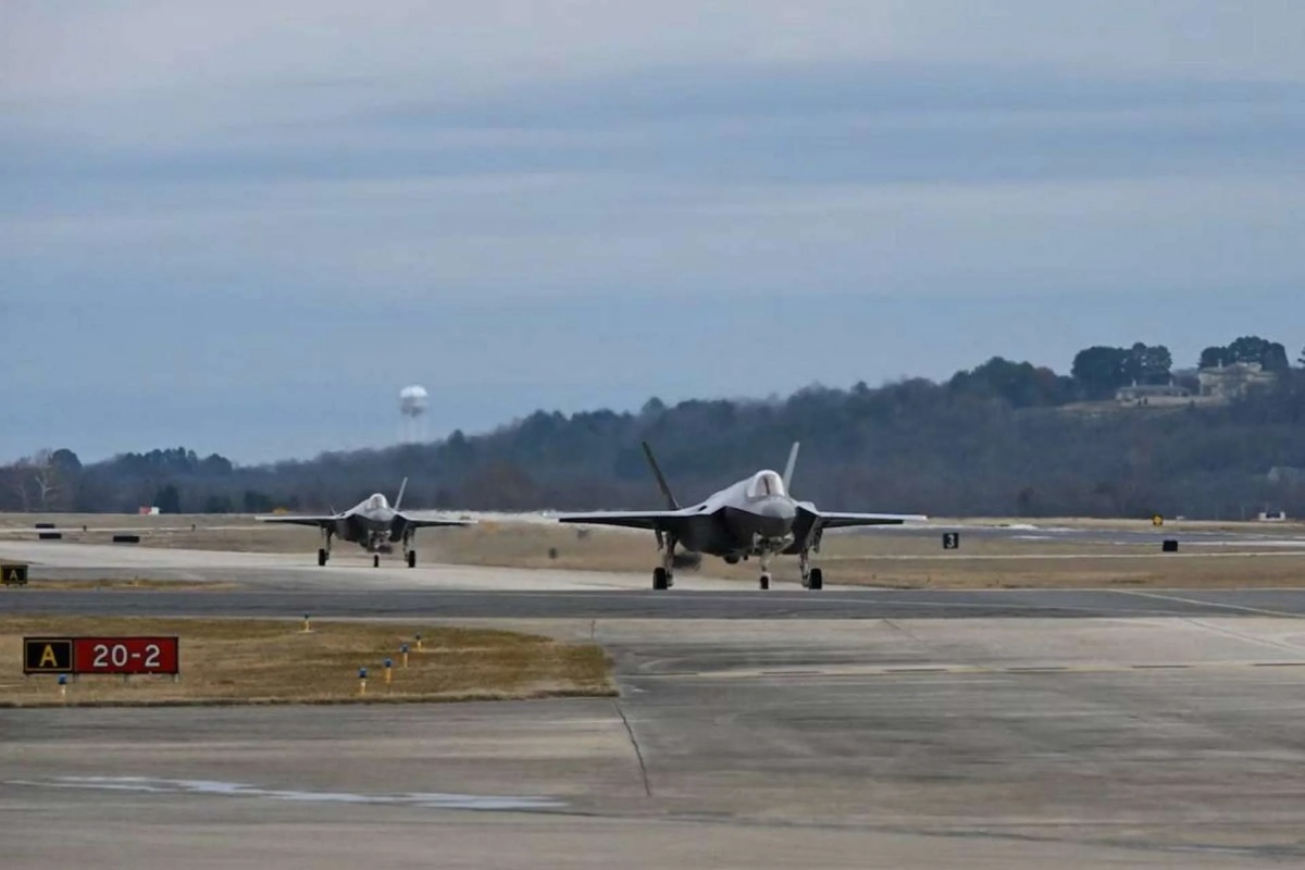 Polônia com os céus mais poderosos e temidos que os raios e trovões, integra sua Força Aérea ao seleto grupo de países com os caças F-35A mais furtivos, reconhecidos por sua difícil detecção e interceptação