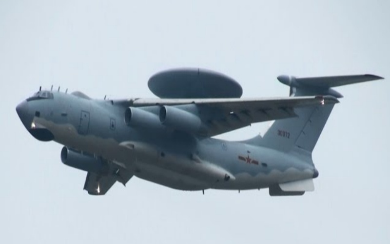 China desafia os EUA com o KJ-3000, aeronave revolucionária, pronta para coordenar operações multi-domínio com radar 360°