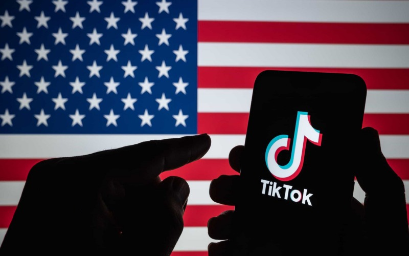 Bloqueio do TikTok suspenso! Após a decisão de Donald Trump, a plataforma de vídeos ganha uma nova chance com uma proposta bilionária para estender o prazo e transformar o mercado de tecnologia