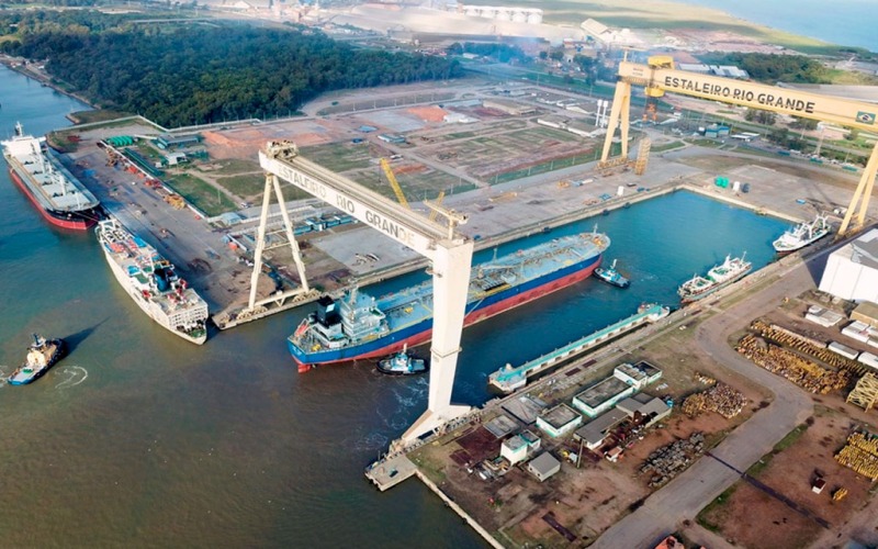 Governo revoluciona a indústria naval com investimento de R$ 1,6 bilhão e explosão de empregos: quatro novos navios serão construídos no Rio Grande do Sul, impulsionando a economia e criando 5 mil vagas no setor