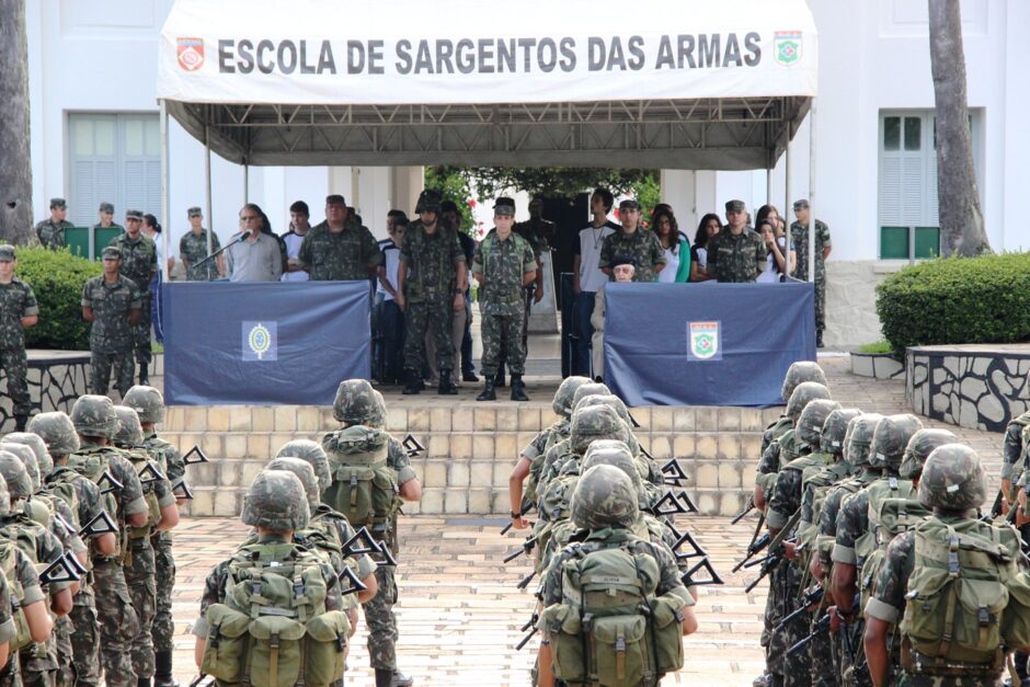 O Sargento faz tudo e nem sempre leva crédito: verdadeiro guerreiro da linha de frente