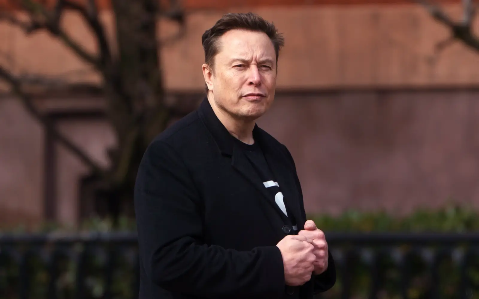 Elon Musk acusa Reuters de mentir sobre acordo entre EUA e Ucrânia envolvendo a Starlink; Uma das mais respeitadas agências de notícias do mundo é acusada de divulgar ‘fake news’