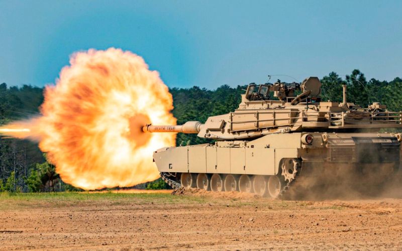 EUA desenvolvem poderoso blindado M1E3 Abrams com motor híbrido, camuflagem avançada e uso de Inteligência Artificial de combate