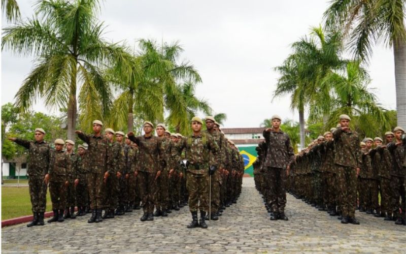 Escândalo Militar: Soldado que saqueou arsenal do Exército pega 6 anos de cadeia!