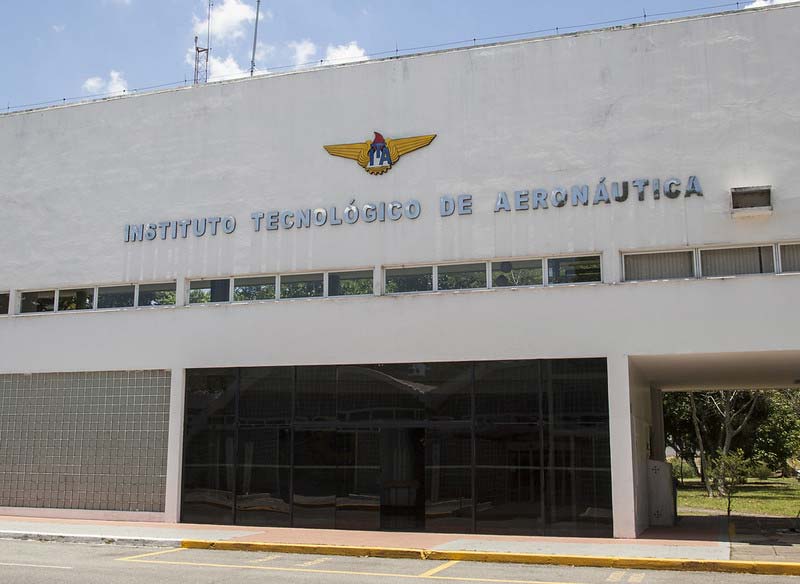 Militares buscam soluções inovadoras: aula Magna do ITA destaca mercado energético e sua sinergia com a engenharia