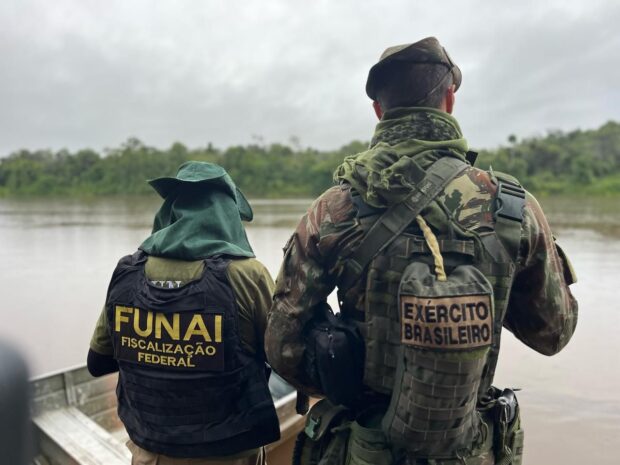 Crime na floresta: Exército desmantela acampamentos e reforça proteção yanomami.