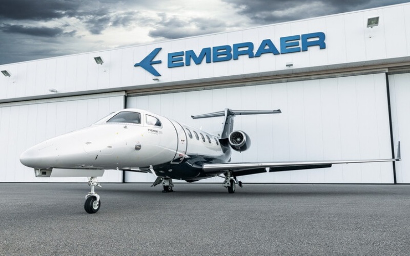 Embraer revoluciona e bate recorde com maior encomenda de jatos da história