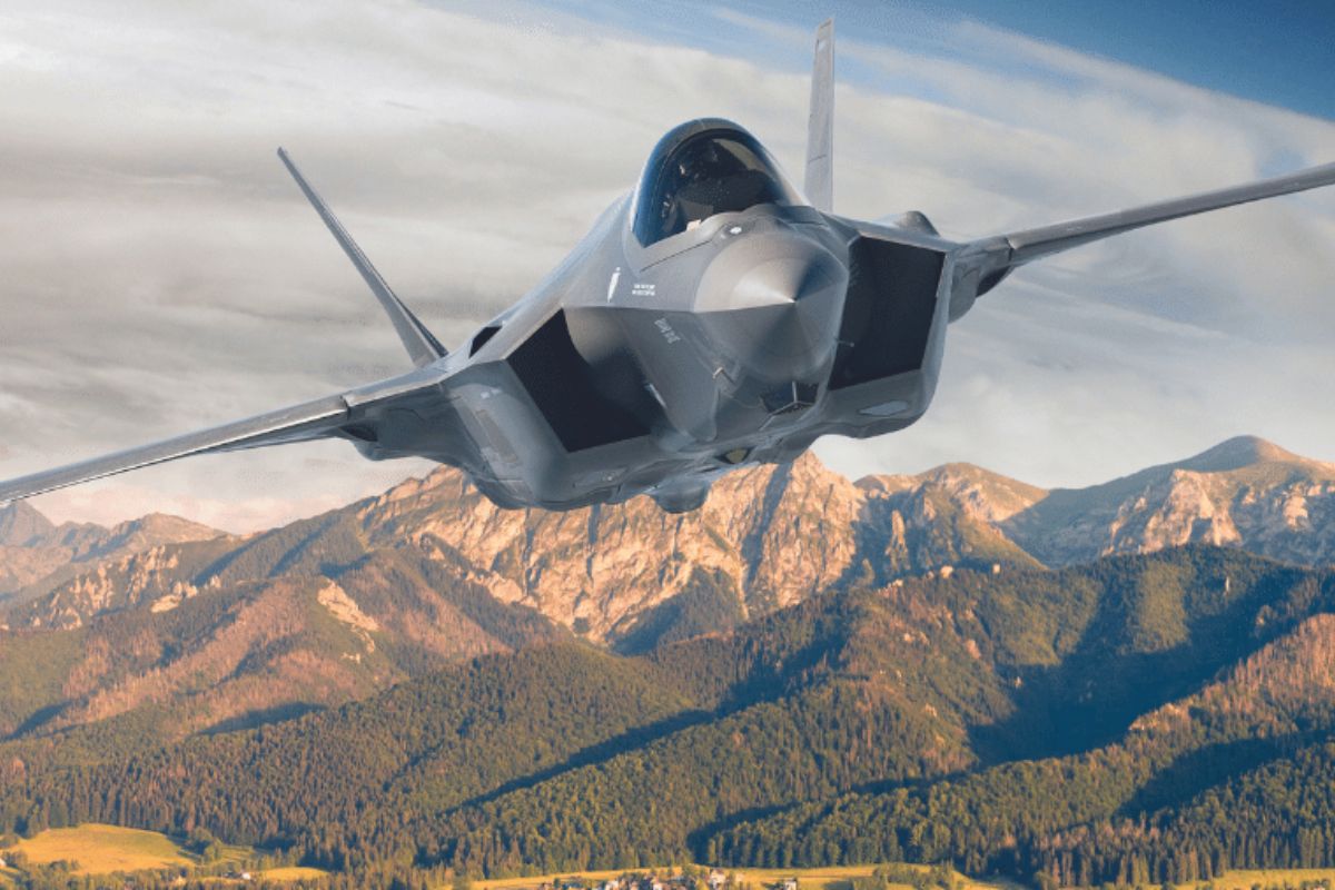China desenvolve tecnologia que detecta caças F-35 dos EUA a quase 2.000 km, transformando o cenário de defesa militar global