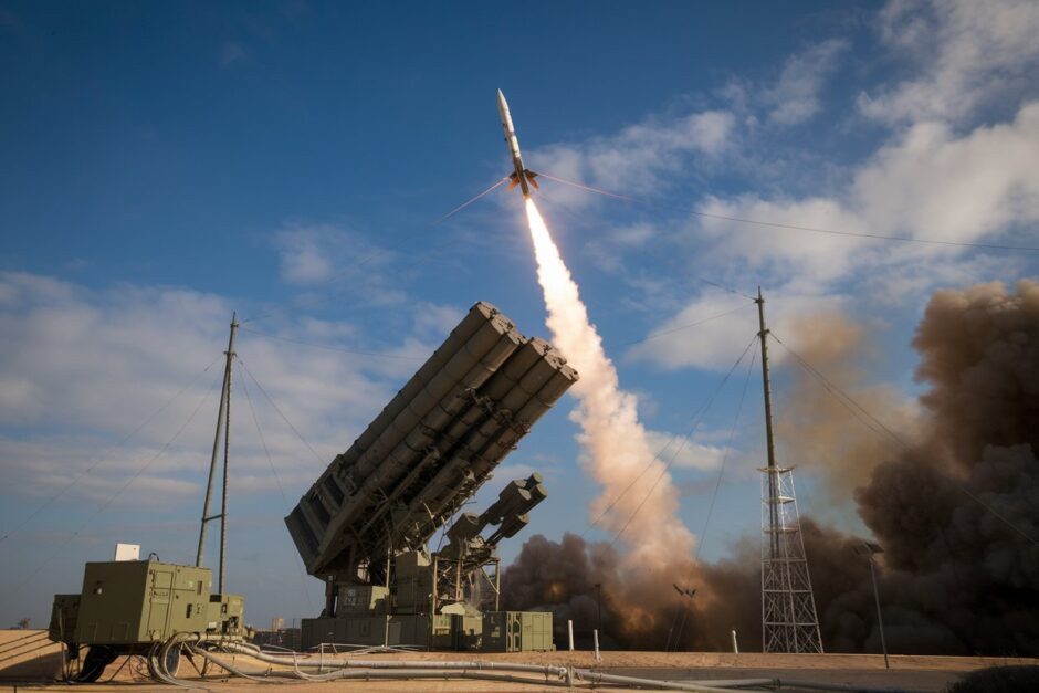 Iron Dome Americano pode revolucionar defesa com motor hipersônico ultramoderno e elevar segurança antimísseis dos EUA contra ameaças de alta velocidade e ataques balísticos devastadores
