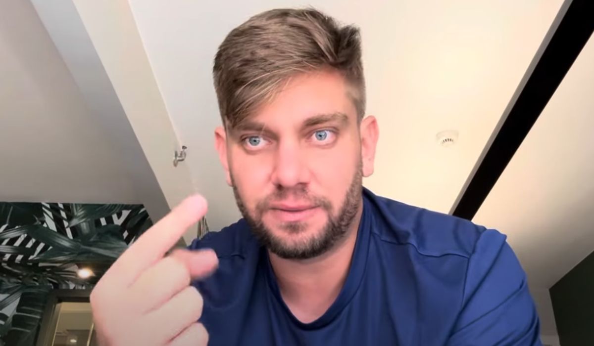 “Se você é pobre e burro, o concurso da ESA foi feito para você”: Polêmica declaração de youtuber sobre carreira militar no Exército viraliza