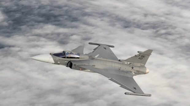 Caças como o Gripen são máquinas incríveis, mas com uma cadeia de produção extremamente complexa.