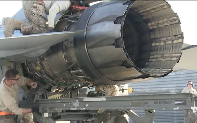 EUA revelam o temível motor F110 que transforma o F-16 em uma ameaça global