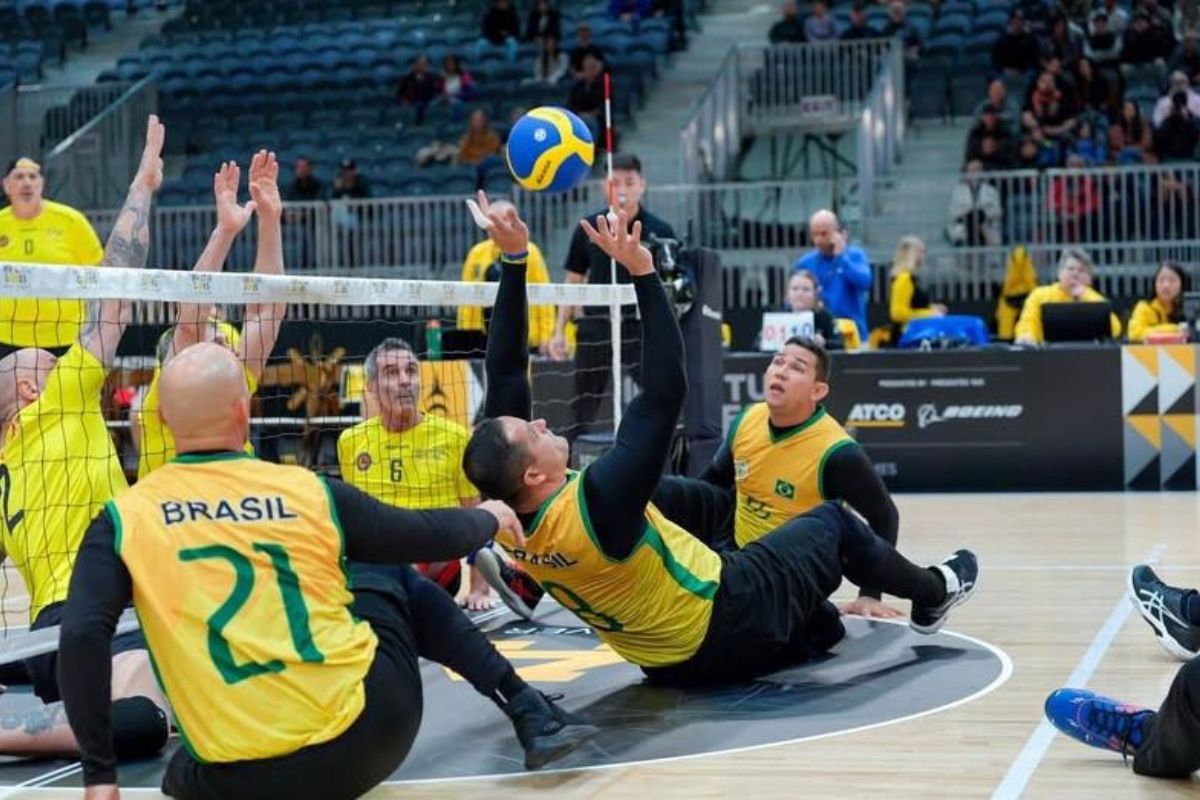 Paratletas militares conquistaram ouro Invictus Games: competição reuniu mais de 500 atletas de 25 países na maior competição militar do mundo