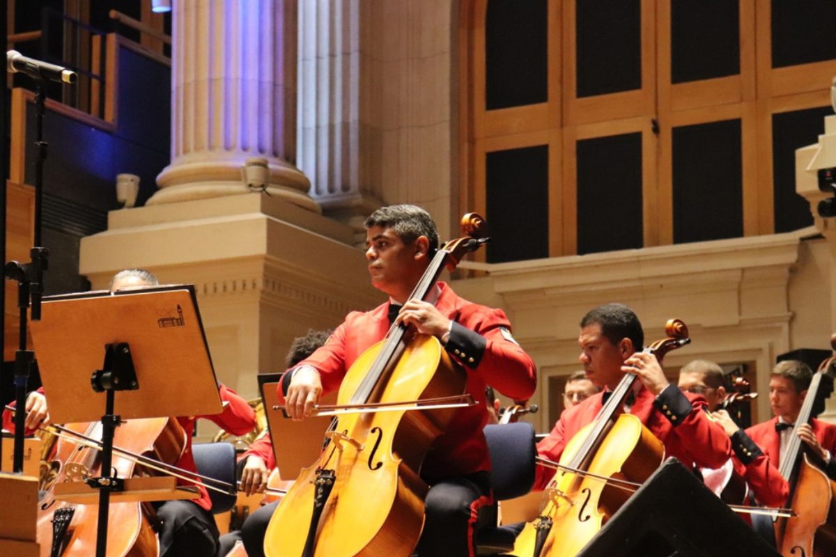 Marinha abre inscrições para Sargentos Músicos: veja salários, requisitos e como garantir sua vaga!