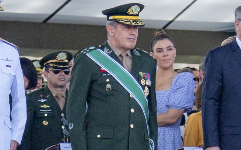 Comandante do Exército quebra o silêncio e publica mensagem especial: “Será intenso e desafiador”