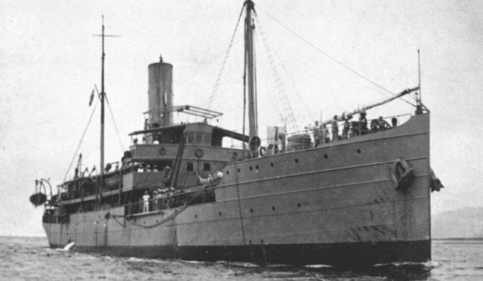 Navio brasileiro torpedeado por submarino alemão na 2ª Guerra tem posição e profundidade “descobertas” pela Marinha 80 anos depois, em ocasião de especial simbolismo