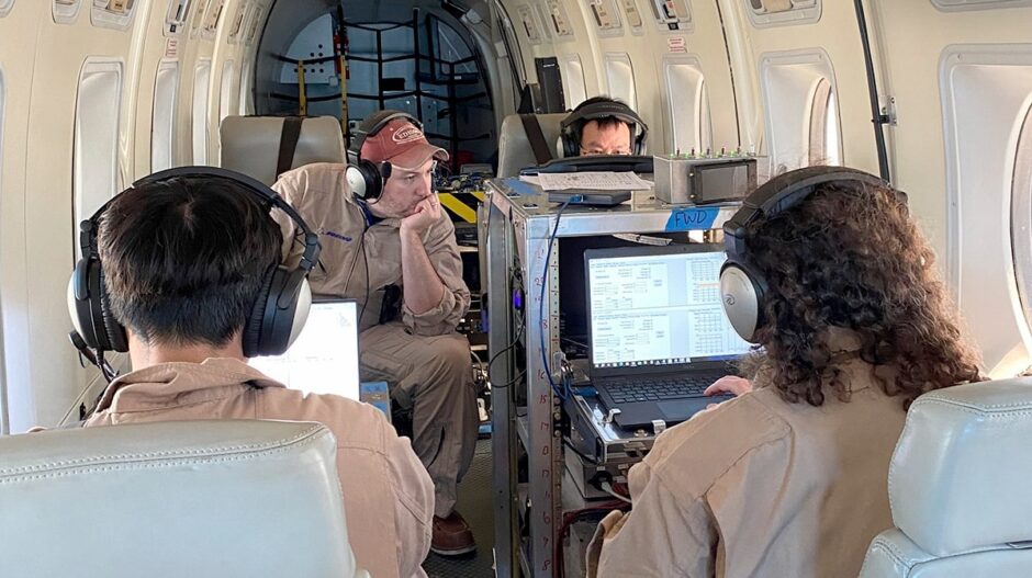 Nova era na aviação: Boeing desafia os limites da tecnologia com navegação aérea sem GPS usando sensores quânticos!