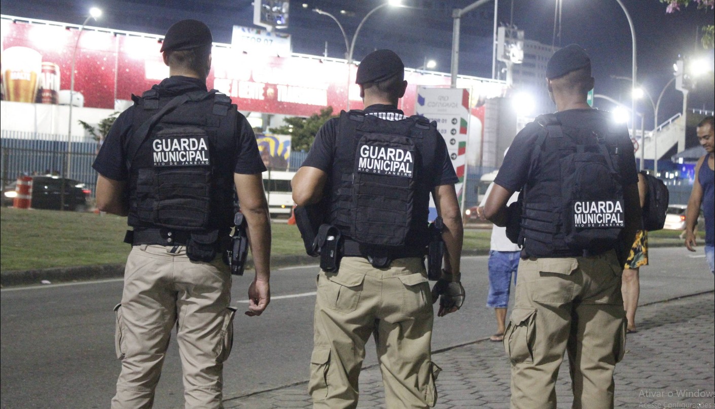 Prefeitura desiste de criar força armada municipal, mas guardas municipais podem ganhar direito de andar armados