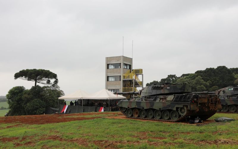 General Tomás Paiva autoriza: Campo de Instrução Marechal Hermes cede espaço para os mortos