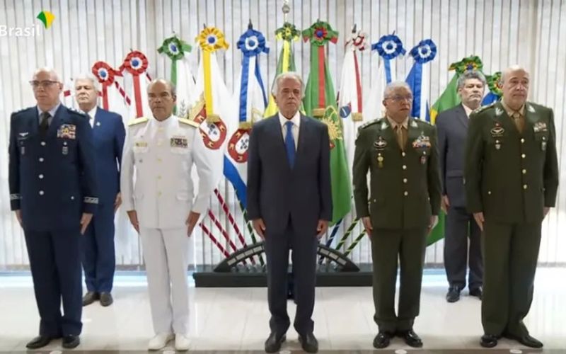 Defesa dá mais poder a Comandantes das Forças Armadas: Nova portaria permite que Marinha, Exército e Aeronáutica definam suas próprias metas globais