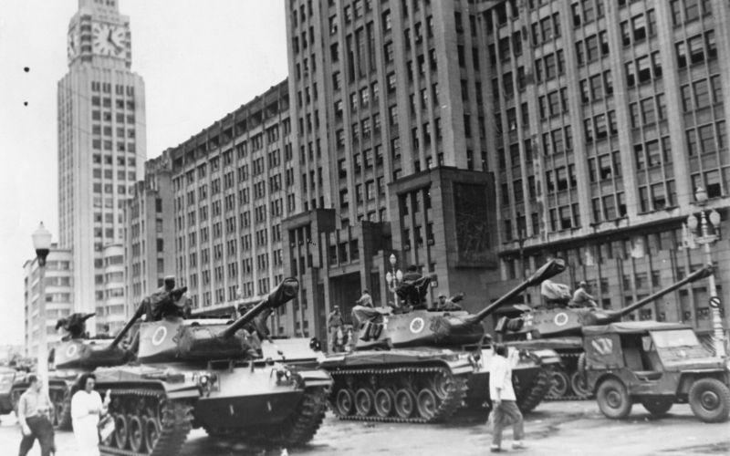Exército não sabia que 400 brasileiros já treinavam guerrilha em Cuba antes do golpe de 64. CIA já tinha mapeado ameaça em 1963, mas Exército brasileiro continuou com dados equivocados por décadas