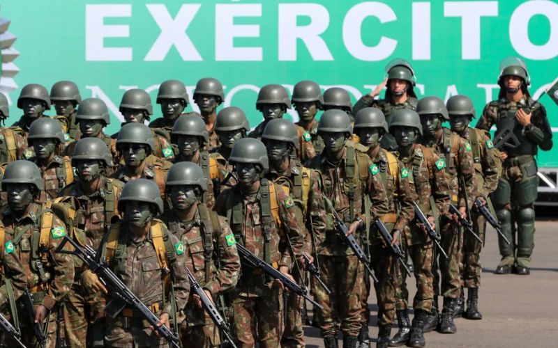 Exército alerta para cortes no orçamento militar do Brasil em meio à escalada bélica global e risco de enfraquecimento da defesa nacional