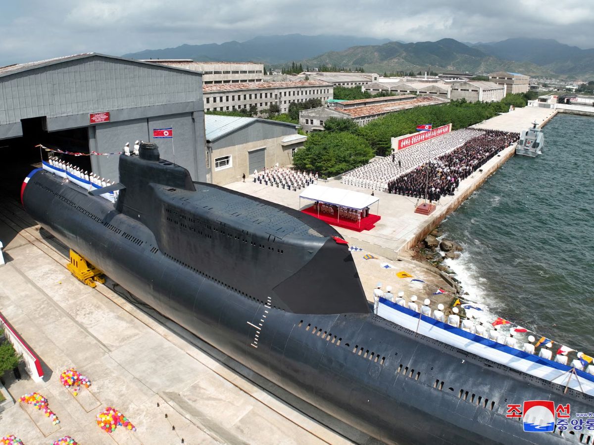 Submarino nuclear de titânio da Coreia do Norte pode carregar mísseis balísticos e fortalecer poder nuclear de Kim Jong-un com tecnologia avançada e furtividade inédita