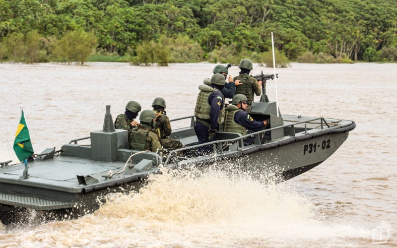 Marinha do Brasil reforça atuação militar no Rio Madeira com ações de fiscalização contra o garimpo ilegal entre Amazonas e Rondônia