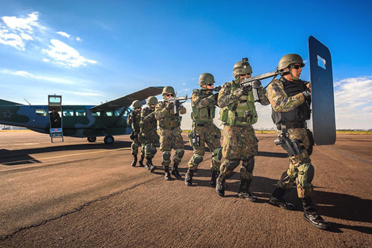 Oportunidade para Ex-Militares: Força Aérea Brasileira está convocando para o quadro de Segurança e Defesa! Saiba como participar