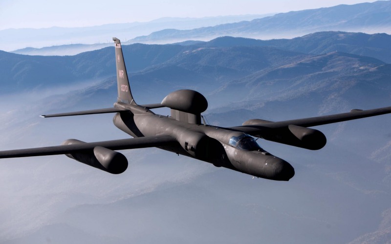 Força Aérea dos EUA usa o lendário avião espião U-2 Dragon Lady com apoio de 9.600 militares e drones para reforçar a vigilância na fronteira com o México