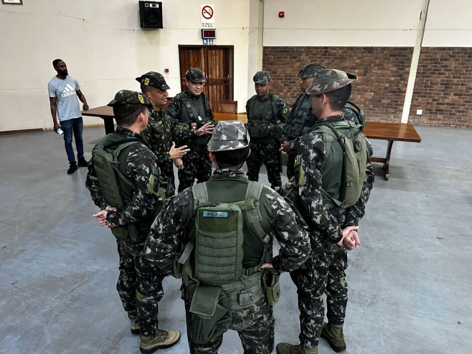 Brasil exporta seu treinamento de elite! Exército Brasileiro inicia curso inédito de guerra na selva na África do Sul