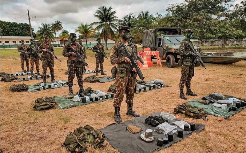 Operação de guerra na selva: com mais de 4,2 mil militares, Exército apreende armas, dragas de garimpo e R$ 143 milhões em ilícitos