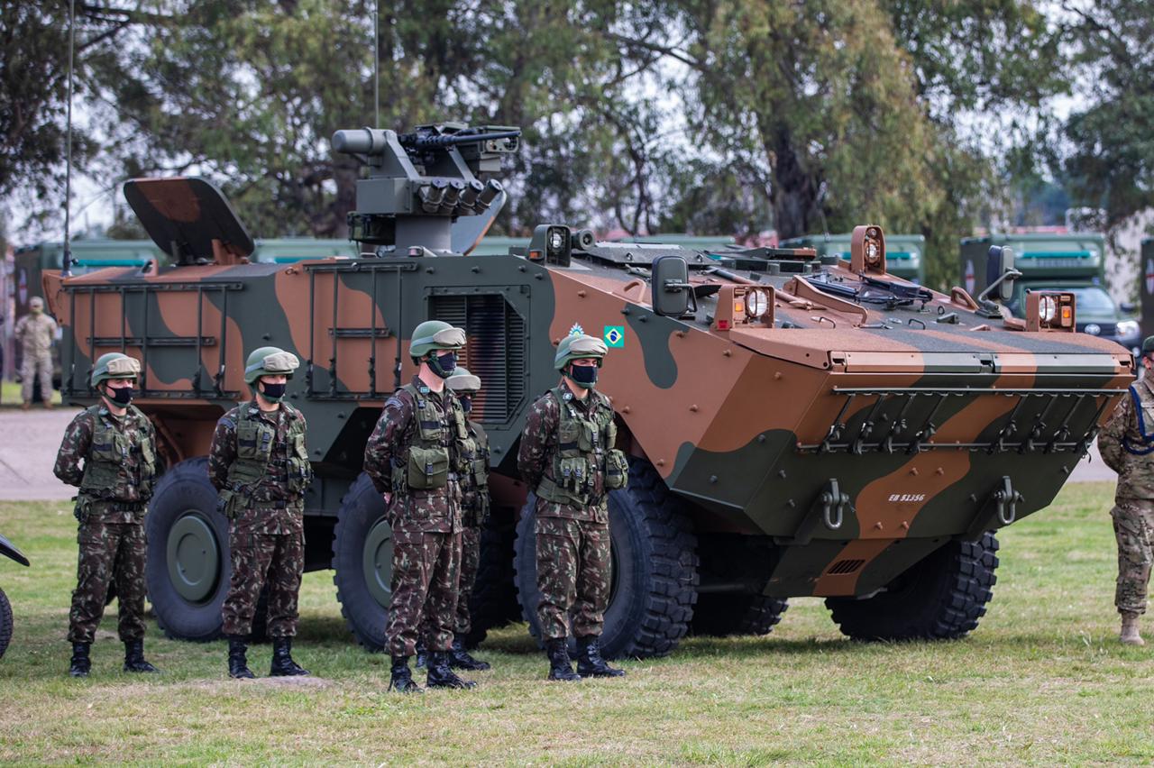 O Exército não está brincando! Com simuladores de última geração e blindados de R$ 5 milhões, militares estão sendo preparados para qualquer guerra