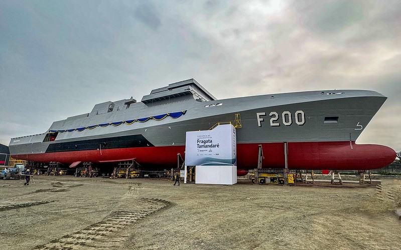 Marinha do Brasil está construindo 4 fragatas mas precisava de 16, revela empresário brasileiro que prevê lucrar 2 vezes mais com guerras e conflitos pelo mundo
