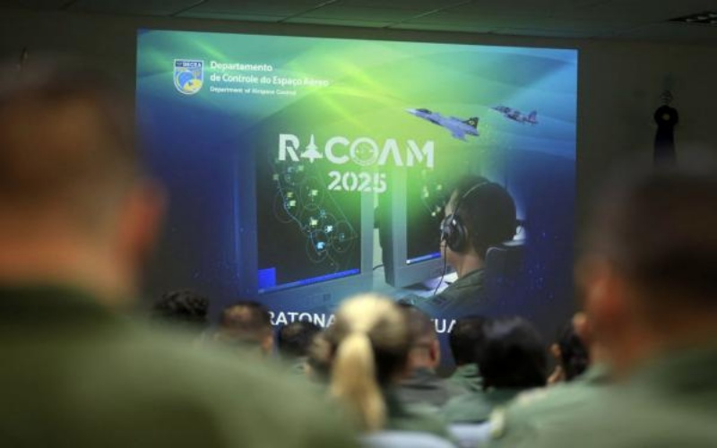 Força Aérea Basileira intensifica preparo de militares com simulação de defesa aérea realista durante a RACOAM