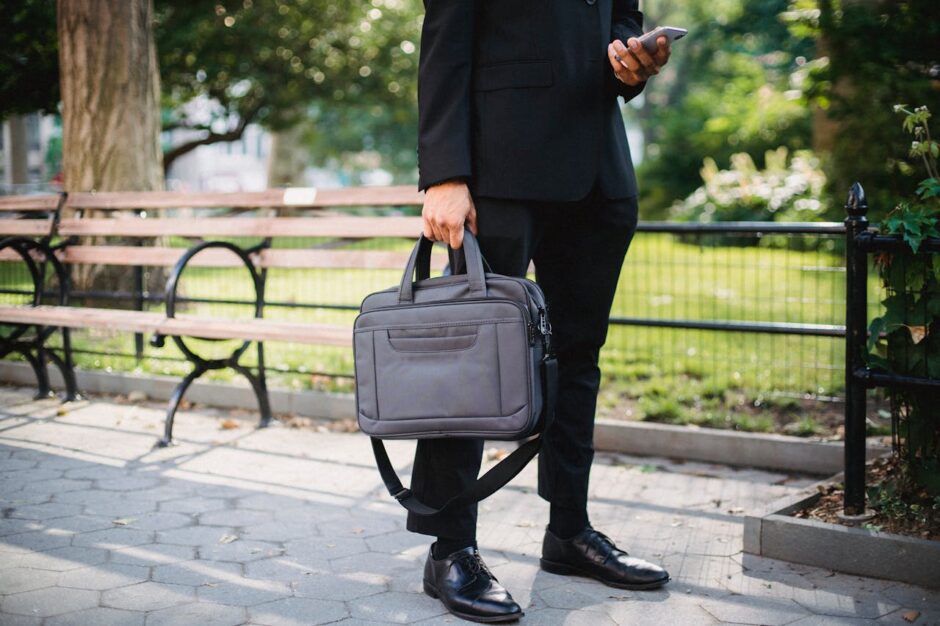 3 cargos em alta com excelentes salários: descubra vagas e concursos abertos para quem tem diploma nessas áreas