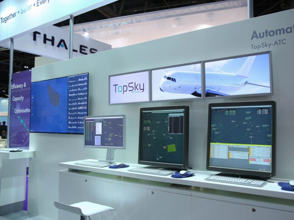 Com 60 anos de atuação no México, Thales exibe tecnologias de ponta na FAMEX 2025 voltadas à defesa e soberania aérea da América Latina