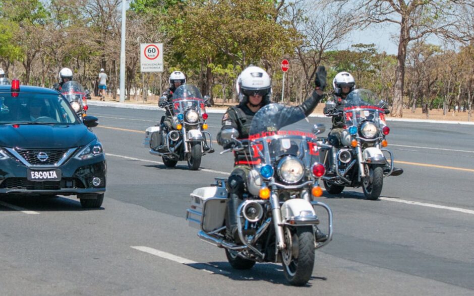 As motocicletas militares do Brasil que são usadas desde a Guerra Mundial
