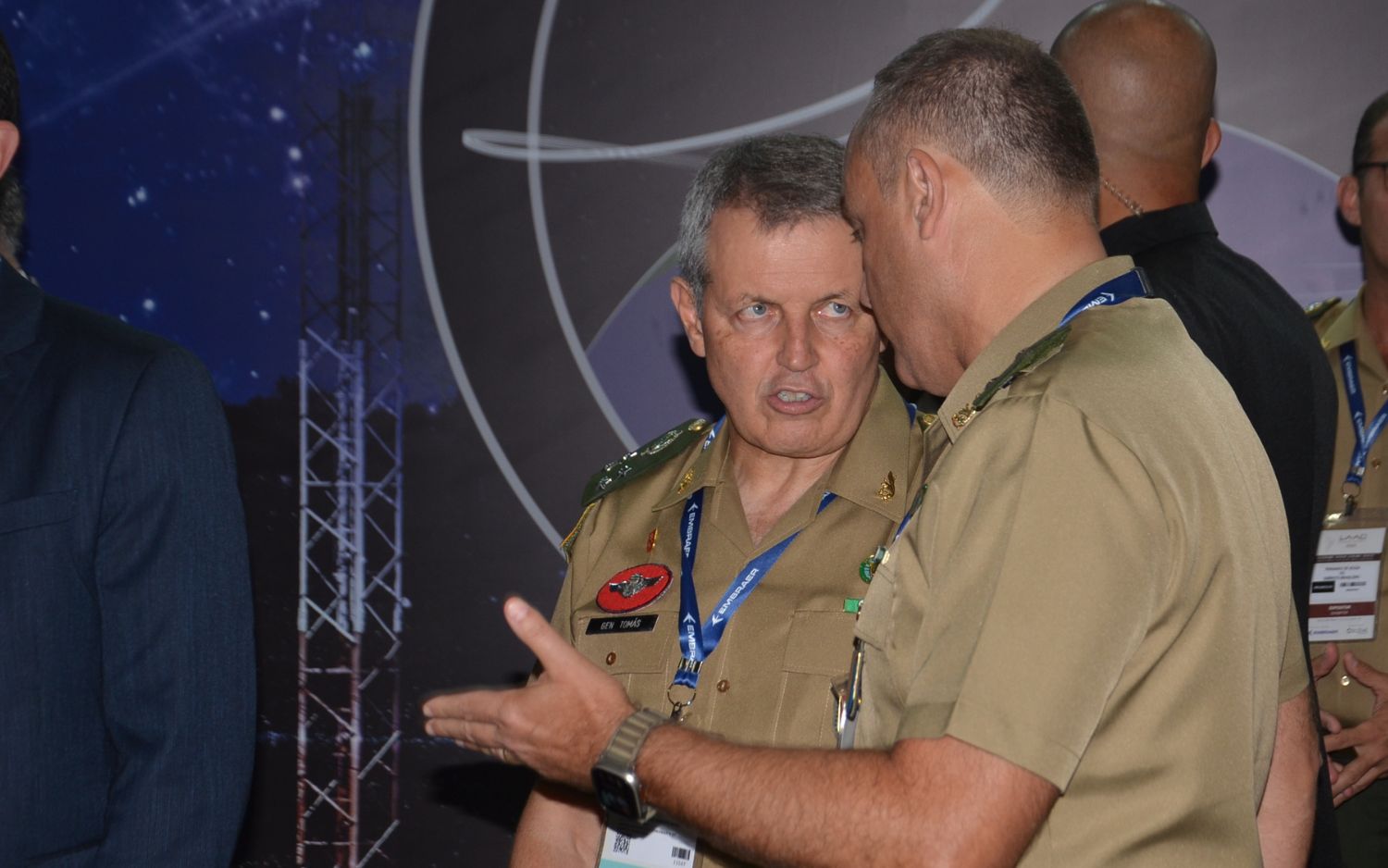 O salário do General Tomás Miné: veja quanto vai receber o comandante do Exército após o reajuste dado pelo governo