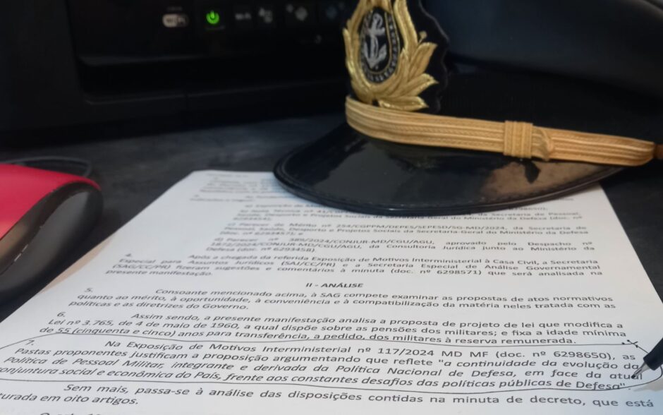 A posição dos generais sobre aumento da idade mínima para reserva nas Forças Armadas é negativada pela tropa: mobilização em massa demonstra rejeição dos quartéis
